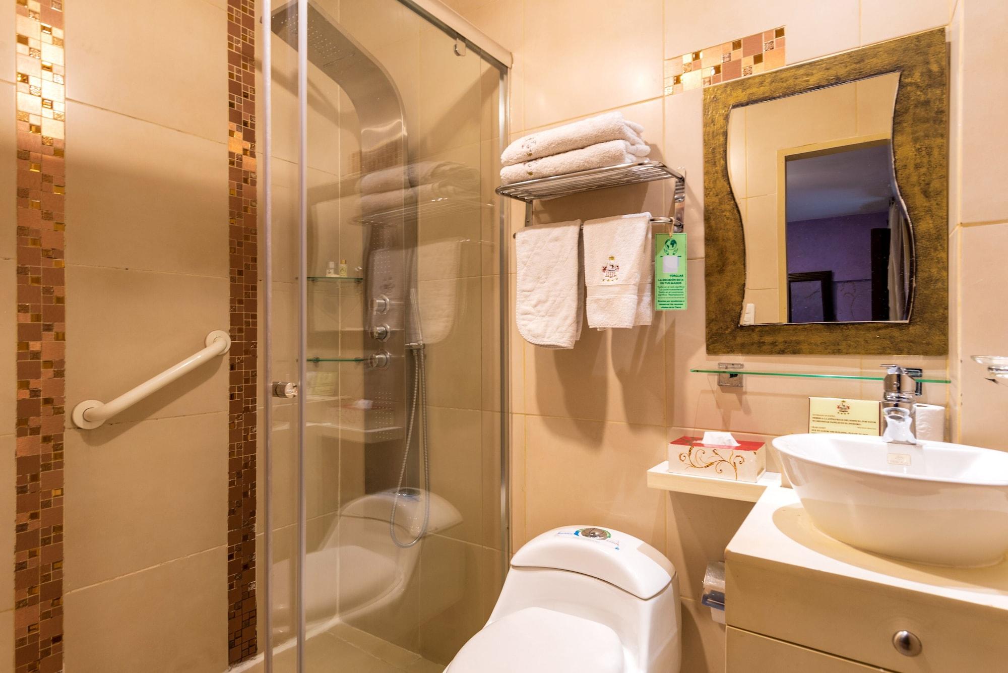 Boutique Balcones Hotel