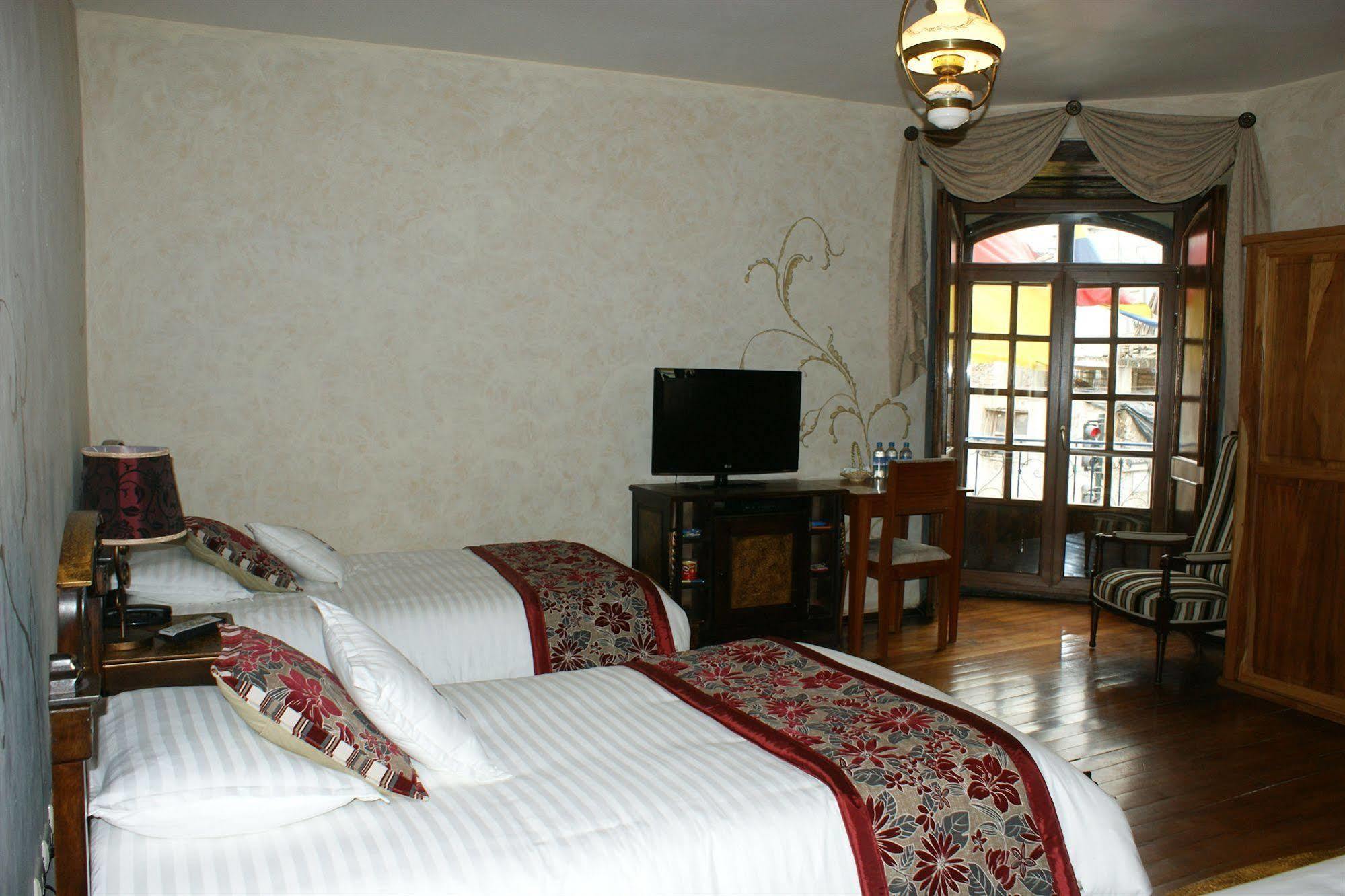Boutique Balcones Hotel 4*